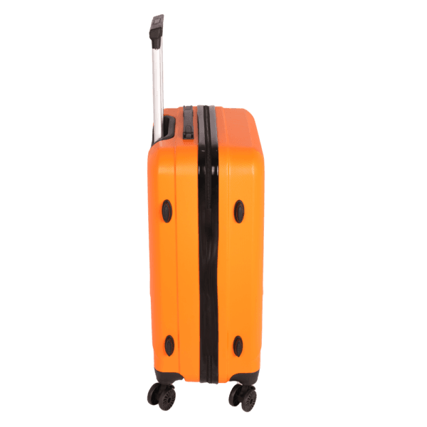 luggage bags with scratch resistant finish and 360° spinner wheels