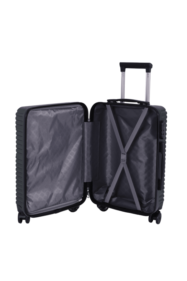 luggage bags with scratch resistant finish and 360° spinner wheels