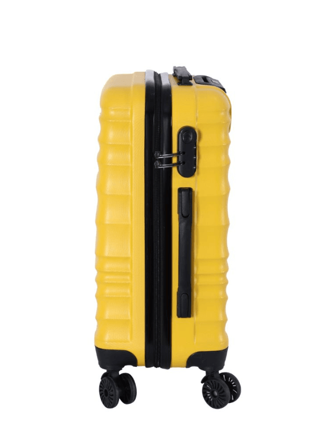 luggage bag with 360° spinner wheels and scratch resistant finish