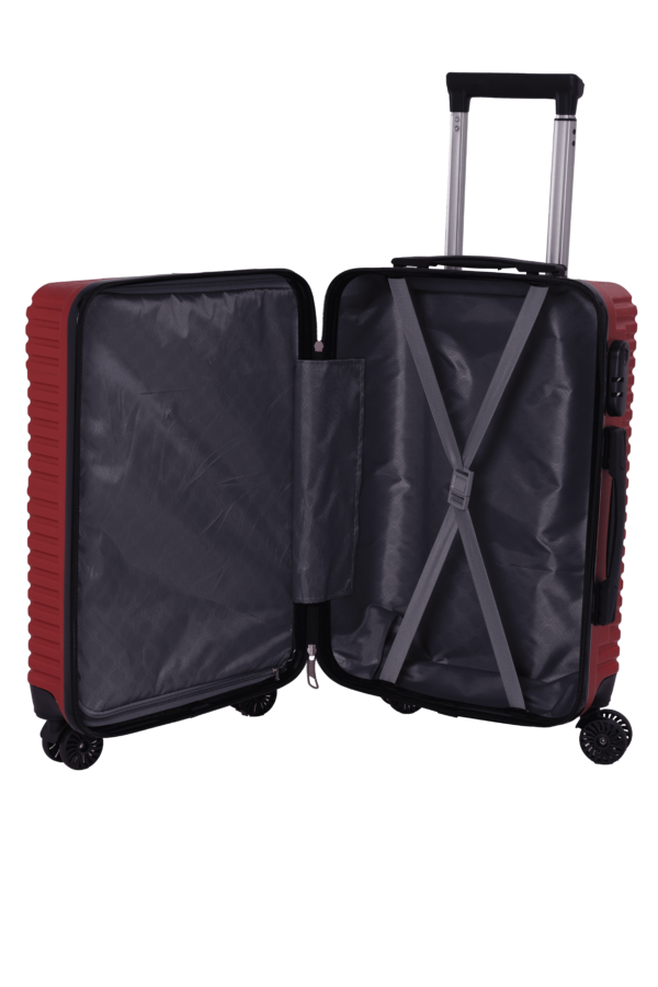 luggage bags with scratch resistant finish and 360° spinner wheels