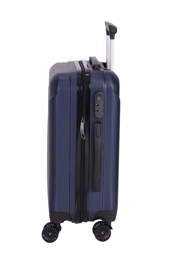 luggage bags with scratch resistant finish and 360° spinner wheels