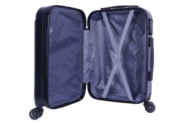 luggage bags with scratch resistant finish and 360° spinner wheels