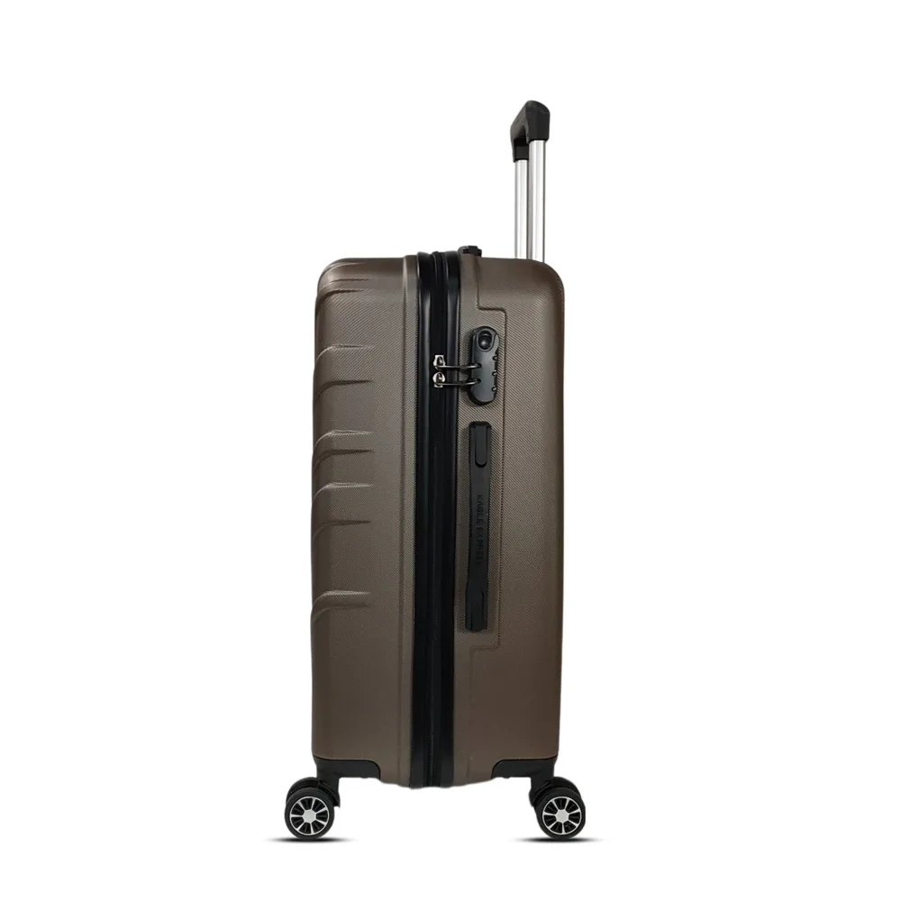 luggage bags with scratch resistant finish and 360° spinner wheels