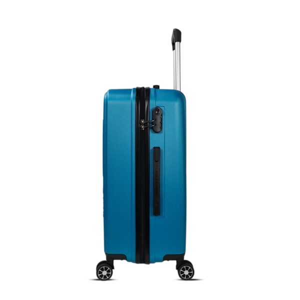 luggage bags with scratch resistant finish and 360° spinner wheels