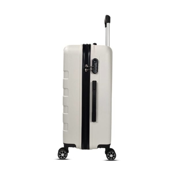 luggage bags with scratch resistant finish and 360° spinner wheels