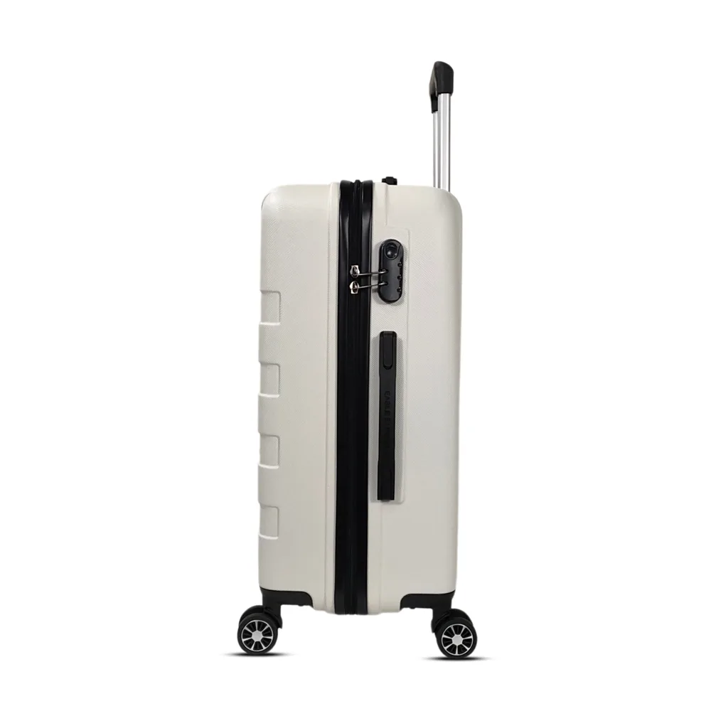 luggage bags with scratch resistant finish and 360° spinner wheels